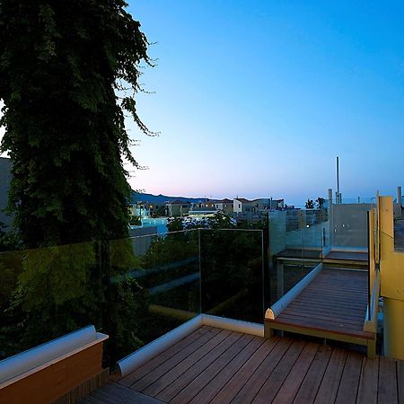 Elotis Suites (Adults Only) Agia Marina Quarto foto