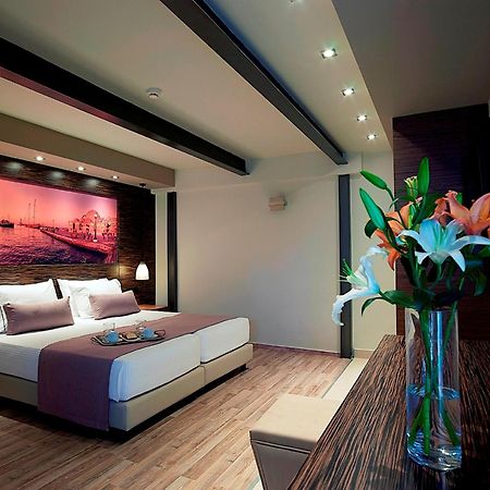 Elotis Suites (Adults Only) Agia Marina Quarto foto